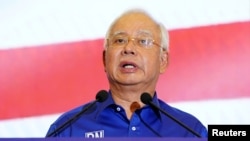 Najib Razak govori na konferenciji za novinare nakon općih izbora u Kuala Lumpuru, Malezija, 10. maja 2018.