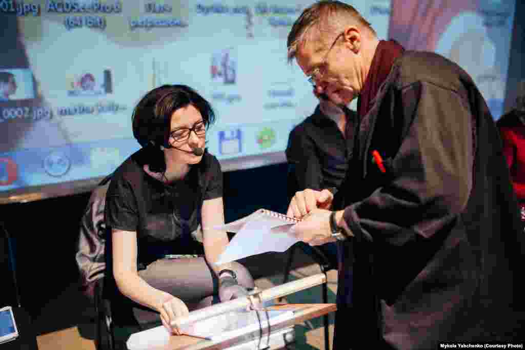 Репетиція документальної п’єси «Сім»