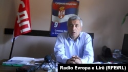 Oliver Ivanović, predsednik građanske inicijative Srbija, demokratija, pravda predao je liste za lokalmne izbore CIK-u, septembar 2013.