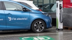 La sfârșitul verii, în R. Moldova erau înregistrate aproape o sută de mii de vehicule electrificate, dintre care marea majoritate erau hibride - peste 85%.