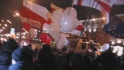 Спэцназ міліцыі разганяе “Акцыю любові”