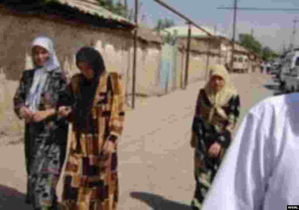 Tajikistan -- Women - Tajikistan -- Women #rferl.org#