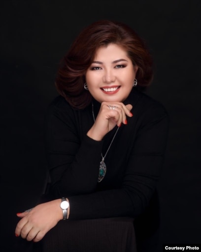 Жабайы лесбияндық жыныстық үйкеліс Поллимен порно