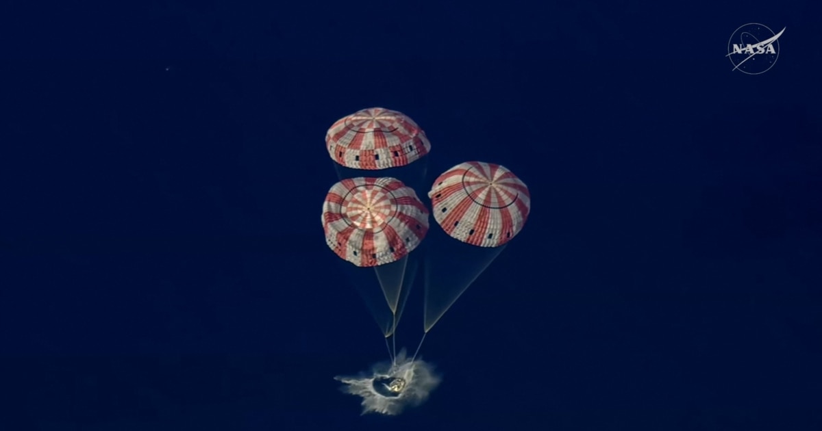 „არტემის II“-ის ასტრონავტები მთვარის გარშემო ისტორიული მოგზაურობის შემდეგ დედამიწაზე უსაფრთხოდ დაბრუნდნენ