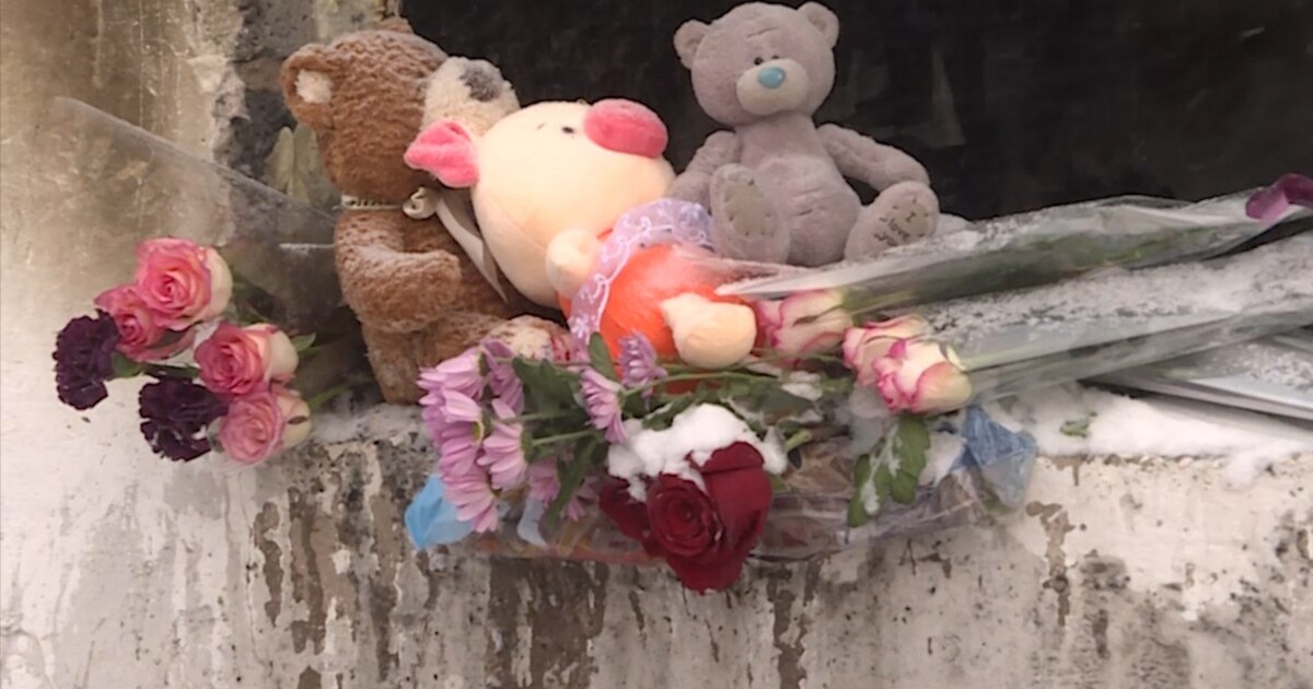 Секс ойыншықтарын пайдаланатын артық салмағы бар әйелдердің порно видеолары Elegant Angel порно фильмдері орысша аудармасы бар