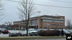 სკოლა, რომელშიც მოხდა სროლა. მედისონი, 16 დეკემბერი, 2024.