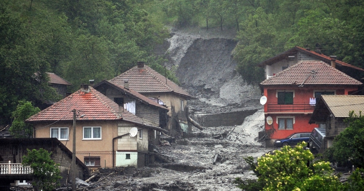 Prva žrtva poplava u BiH, Maglaj odsječen