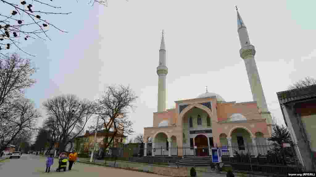 Мечеть Рефат Велиулла на улице Луначарского