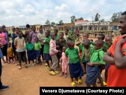 Кигалиден бир сааттык жолдогу Бугесера районунун тургундары