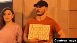 თორნიკე თოშხუა