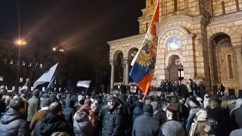 Ѓукановиќ - Црна Гора нема да го повлече законот за слобода на вероисповест