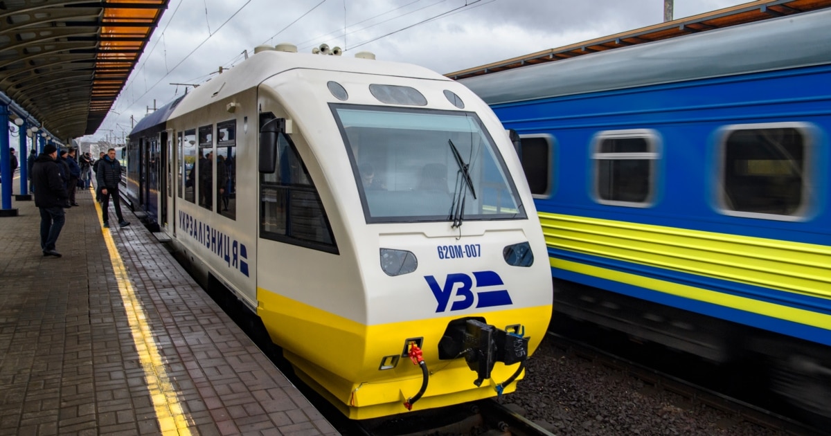 Відновлення електропостачання на залізниці після російського удару