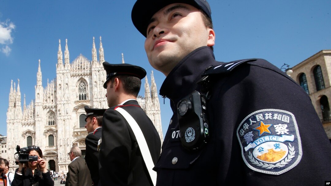 În timp ce poliția din China a mai avut colaborări deschise cu autoritățile altor state, secții clandestine ale poliției chineze se află și pe teritoriul european.