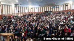 Students gathered atTehran University to hear president Rouhani's adviser and ask tough questions. Sunday, December 09, 2018.