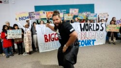 İqlim fəallarının Bakıda COP29 konfransı zamanı etiraz aksiyası.