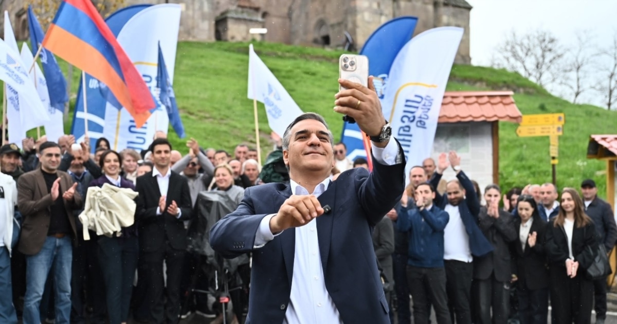 Armenian Opposition Youths ‘Bullied’ Ahead Of Elections