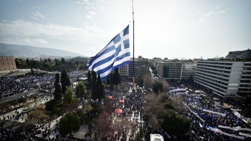 Хаѕидакис: Грчката Влада прифаќа македонски јазик и македонска националност