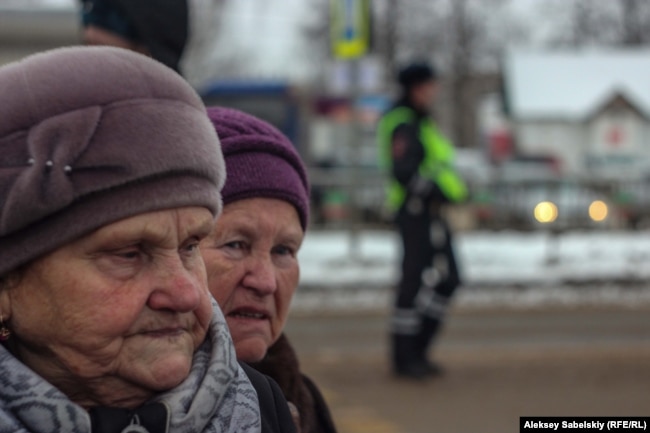 Протестующие в Шимске