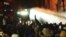 Грузия: Митингге чыккандарды полиция күч менен таратты 