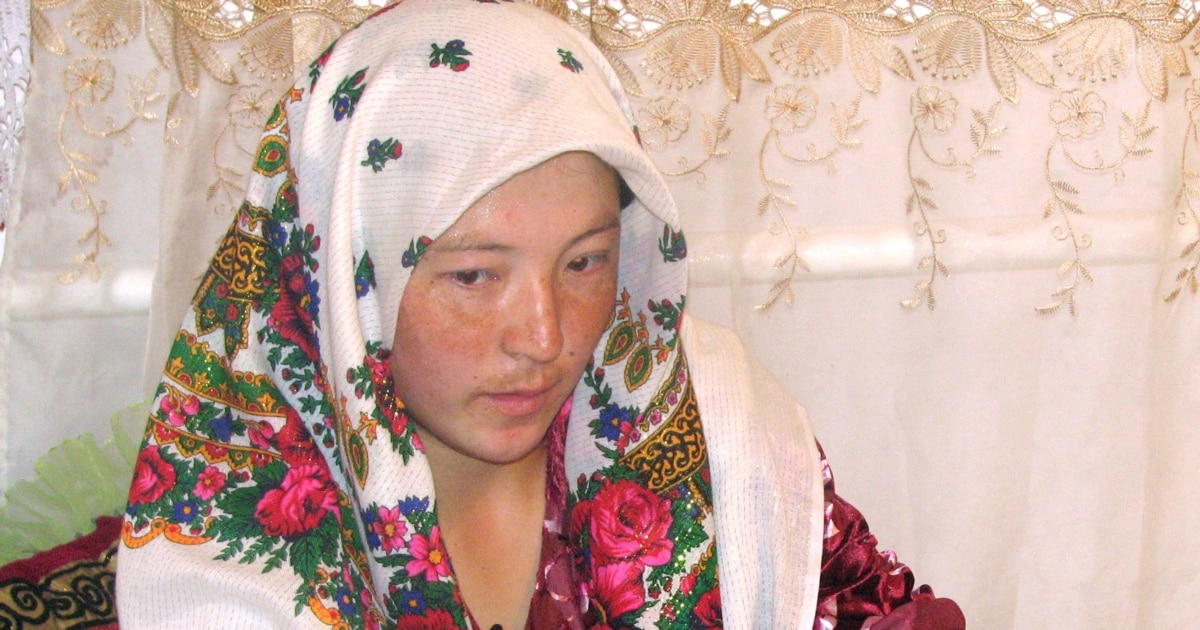 Жасы үлкен жапон әйелдерімен онлайн порно