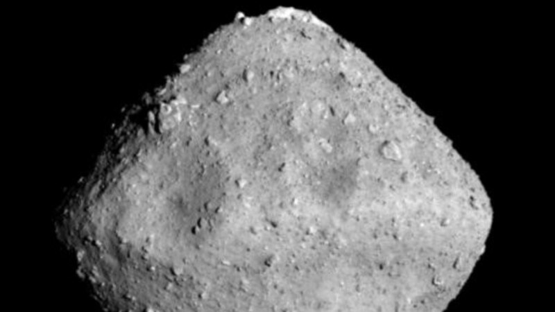 Yaponiya fazo agentligi asteroidga ikkita o‘ziyurar robot qo‘ndirdi