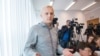 У ДБР повідомили, що підозрюють активіста у систематичному ухилянні від проходження військової служби й використанні транспортного засобу ЗСУ без законних підстав