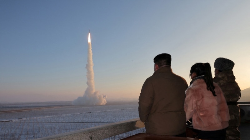 Sjeverna Koreja testirala svoje projektile sa više bojevih glava