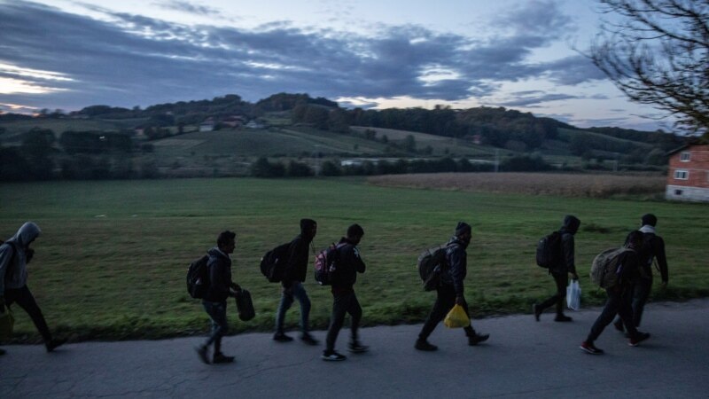 Ministar se nada rješenju, gradonačelnik Bihaća kaže 'ni jedan migrant se neće vratiti'
