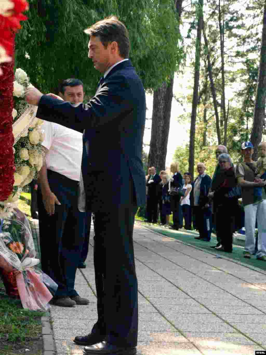 Željko Komšić na obilježavanju 15. godišnjice stradanja na tuzlanskoj Kapiji - FOTO: Maja Nikolić
