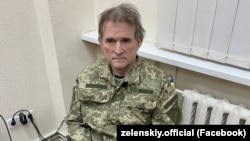 27 лютого стало відомо, що Віктор Медведчук втік з-під домашнього арешту