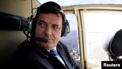 Milorad Dodik prokomentarisao je da ako nije u pitanju vojni helikopter "slobodno možete da letite".