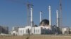 У бюджетников Туркменистана собирают средства на строительство мечети