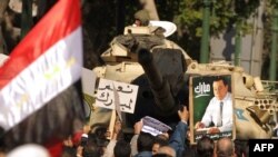 Egjipti është përfshirë nga protestat që bëjnë thirrje për largimin e presidentit Hosni Mubarak nga pushteti.