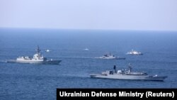 Під час багатосторонніх військово-морських навчань «Сі бриз», які відбуваються в Чорному морі