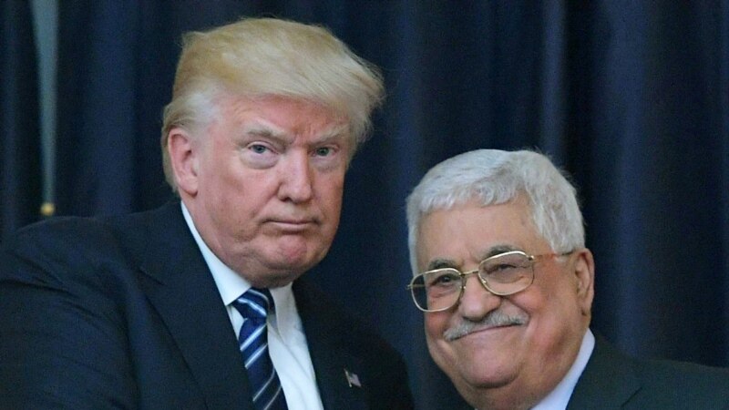 Трамп обещал Аббасу приложить все усилия для достижения мира в регионе 