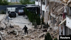 Posledice ruskih napada dronova u raketa u Kijevu 28. septembra 2025.