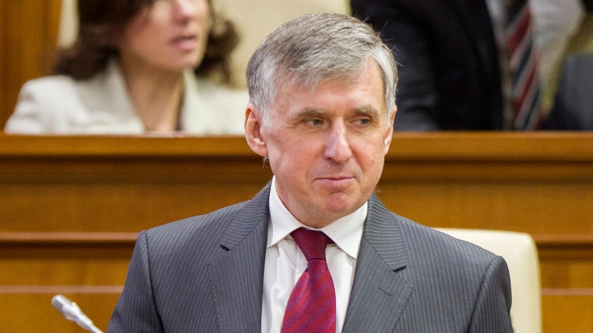 Ion Sturza Acum există o euforie, dar vin problemele de zi de zi...