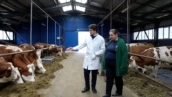 Între halat și reverendă: studentul veterinar din Cojușna care vrea să fie preot