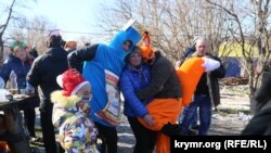  В Крыму отмечают "первую русскую Масленицу", февраль 2015 год. 