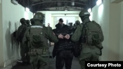 Policija Srbije hapsi članove organizovane kriminalne grupe, Beograd, februar 2021.