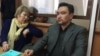 Адвокаты Гульнара Жуаспаева и Толеген Шаиков в суде по делу профсоюзного лидера из Мангистауской области Амина Елеусинова. Астана, 14 марта 2017 года. 