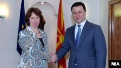 Премиерот Никола Груевски се сретна со шефицата за надворешна политика на ЕУ Кетрин Ештон во Скопје.