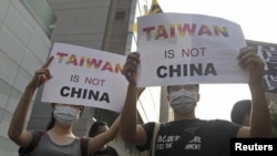 Антикитайские протесты в Сингапуре во время встречи Ма Инцзю и Си Цзиньпина. 7 ноября