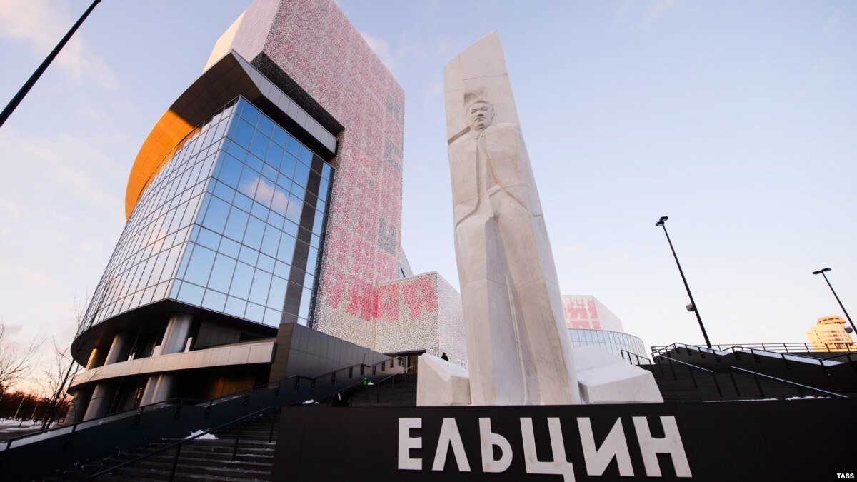 Сайты поиска девушек Сайты поиска девушек