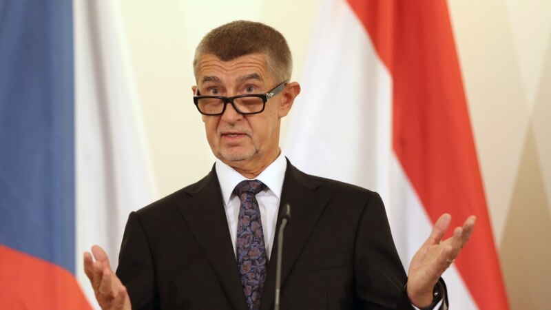 Претседателски избори во Чешка, фаворити екс премиерот Бабиш и генерал Павел