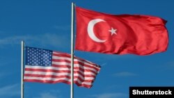 ABD ve Türkiye bayraqları, nümüneviy fotoresim