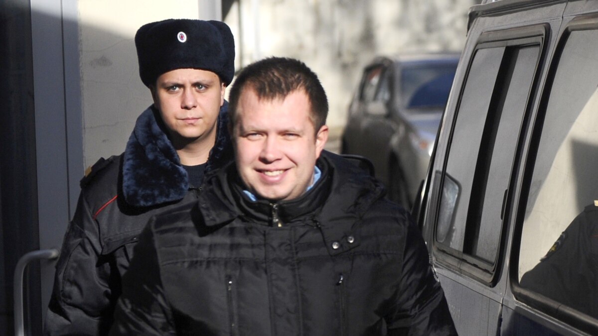 Полиция депутатская. Полиция депутатская. Полиция депутатская. Полиция задержал мыгрант. Полиция депутатская.
