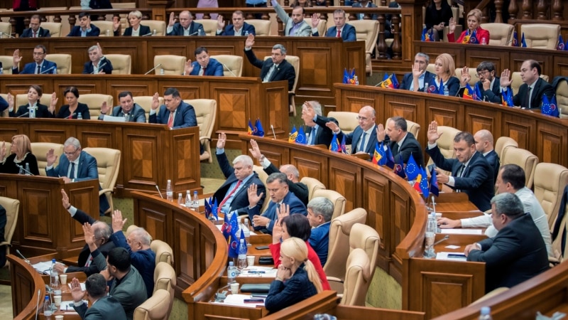 Noii grupări parlamentare Pro Moldova i s-a alăturat alt deputat plecat din Partidul Democrat 