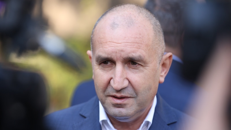 ბულგარეთის პრეზიდენტმა რუმენ რადევმა გადადგომის შესახებ გამოაცხადა