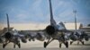 Američki borbeni avioni F-16C Fighting Falcon neki su od borbenih aviona kojim raspolažu SAD. Nije navedeno koje borbene avione su poslali u Ukrajinu.